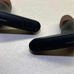 JBL TUNE 230NC TWS Bluetooth Earbuds w/ Case