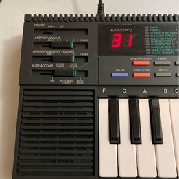 Yamaha PortaSound PSS-170 Voice Bank Keyboard