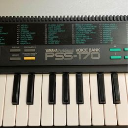 Yamaha PortaSound PSS-170 Voice Bank Keyboard